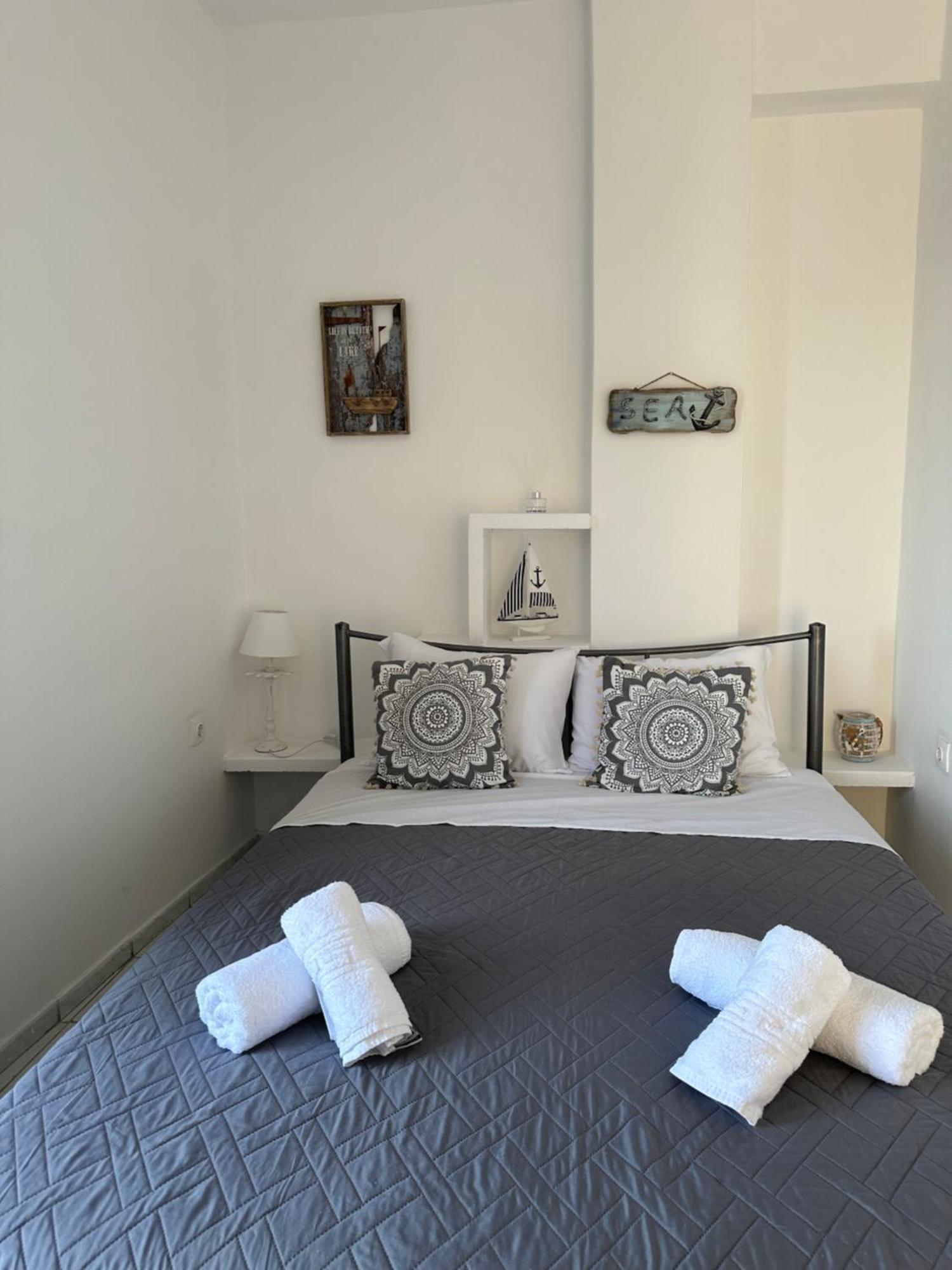 Nicole Rooms Santorini Vothon Exterior photo